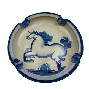 M A HADLEY Pottery ASHTRAY Blue White WILD HORSE Cigar Cigarette COUNTRY FARM 8"